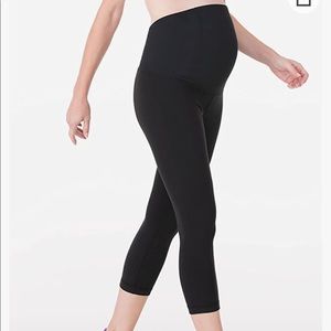 Ingrid & Isabel Maternity Workout pants